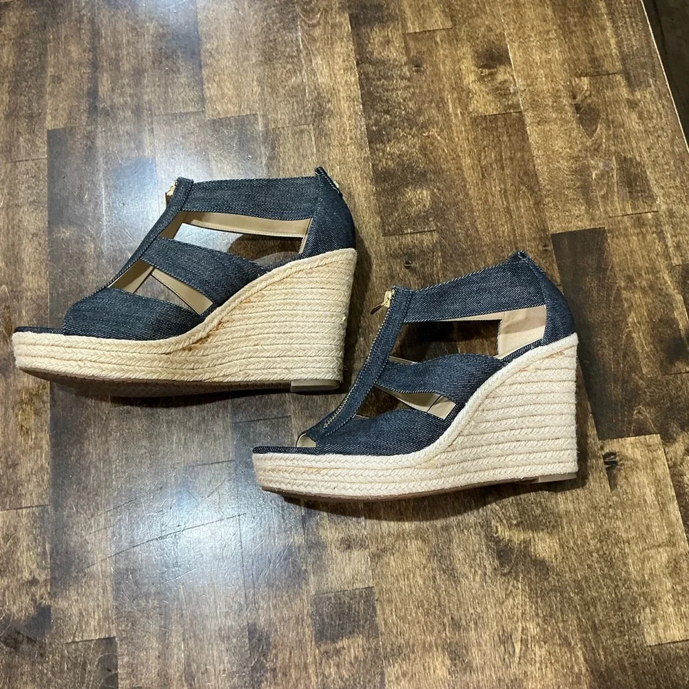Michael Kors Black Denim Wedges with Gold Zipper - Picture 3 of 9